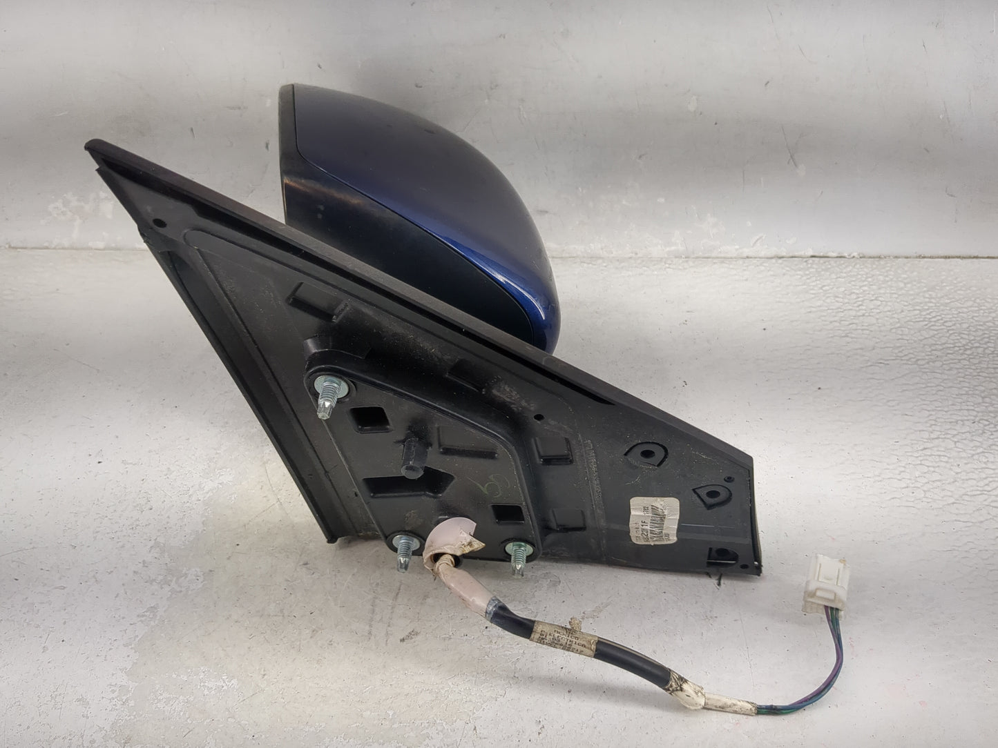2016-2019 Nissan Sentra Driver Side View Mirror - Left Door Mirror OEM Used - Oemusedautoparts1.com