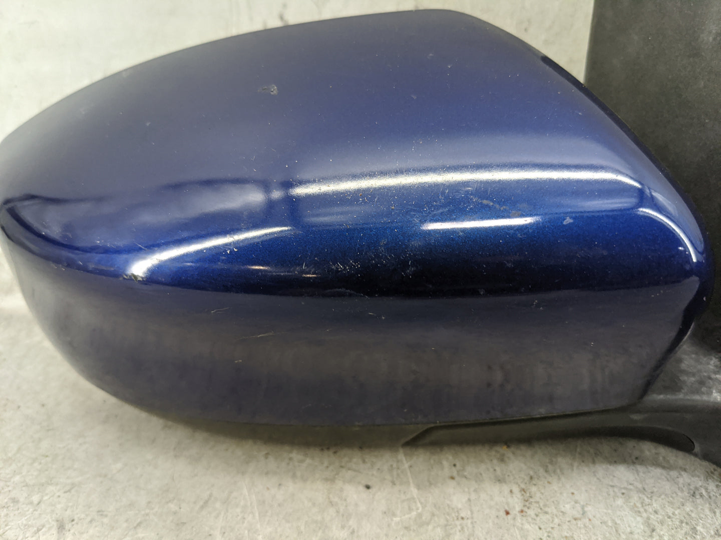 2016-2019 Nissan Sentra Passenger Side View Mirror - Right Door Mirror OEM Used - Oemusedautoparts1.com