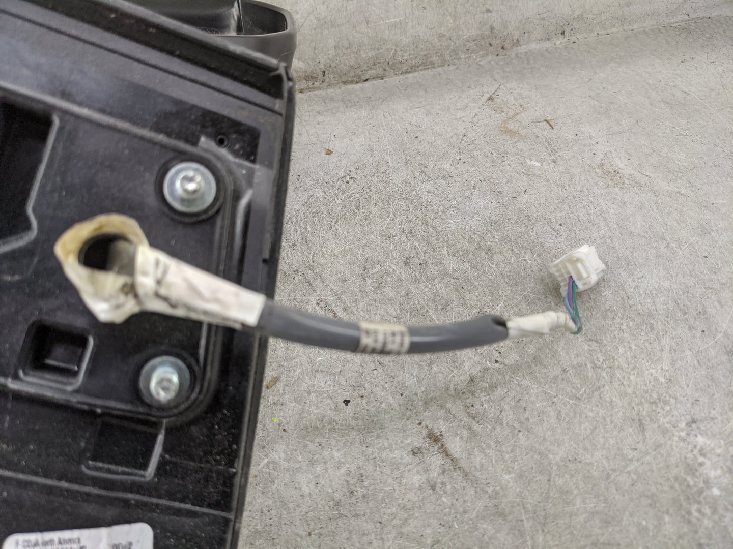 2016-2019 Nissan Sentra Passenger Side View Mirror - Right Door Mirror OEM Used - Oemusedautoparts1.com