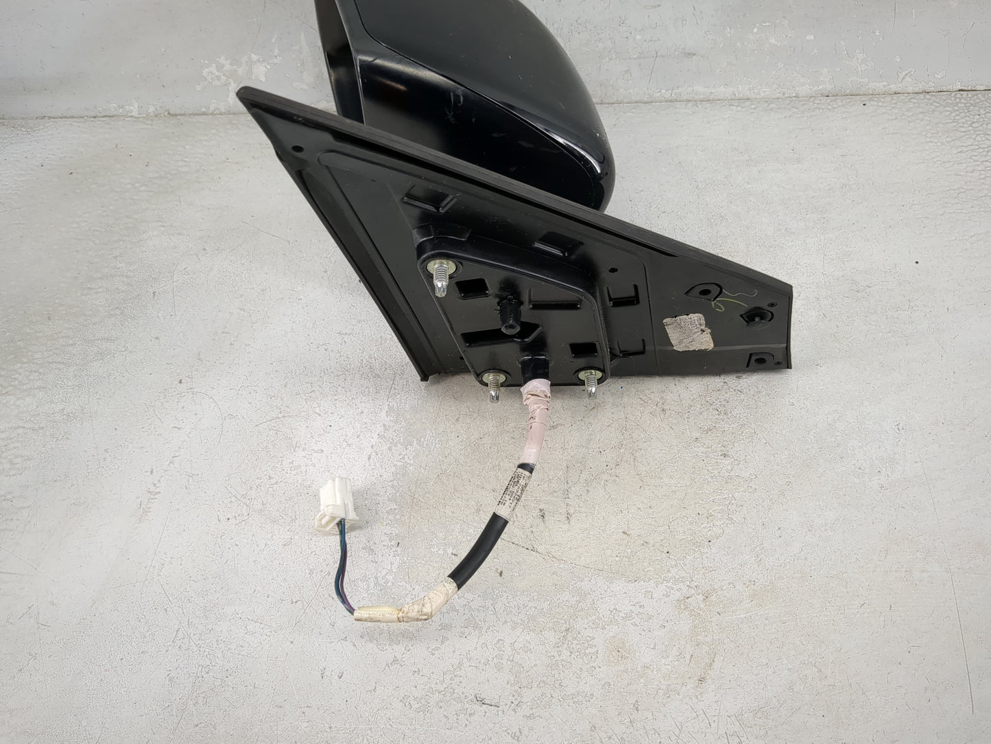 2016-2019 Nissan Sentra Driver Side View Mirror - Left Door Mirror OEM Used - Oemusedautoparts1.com