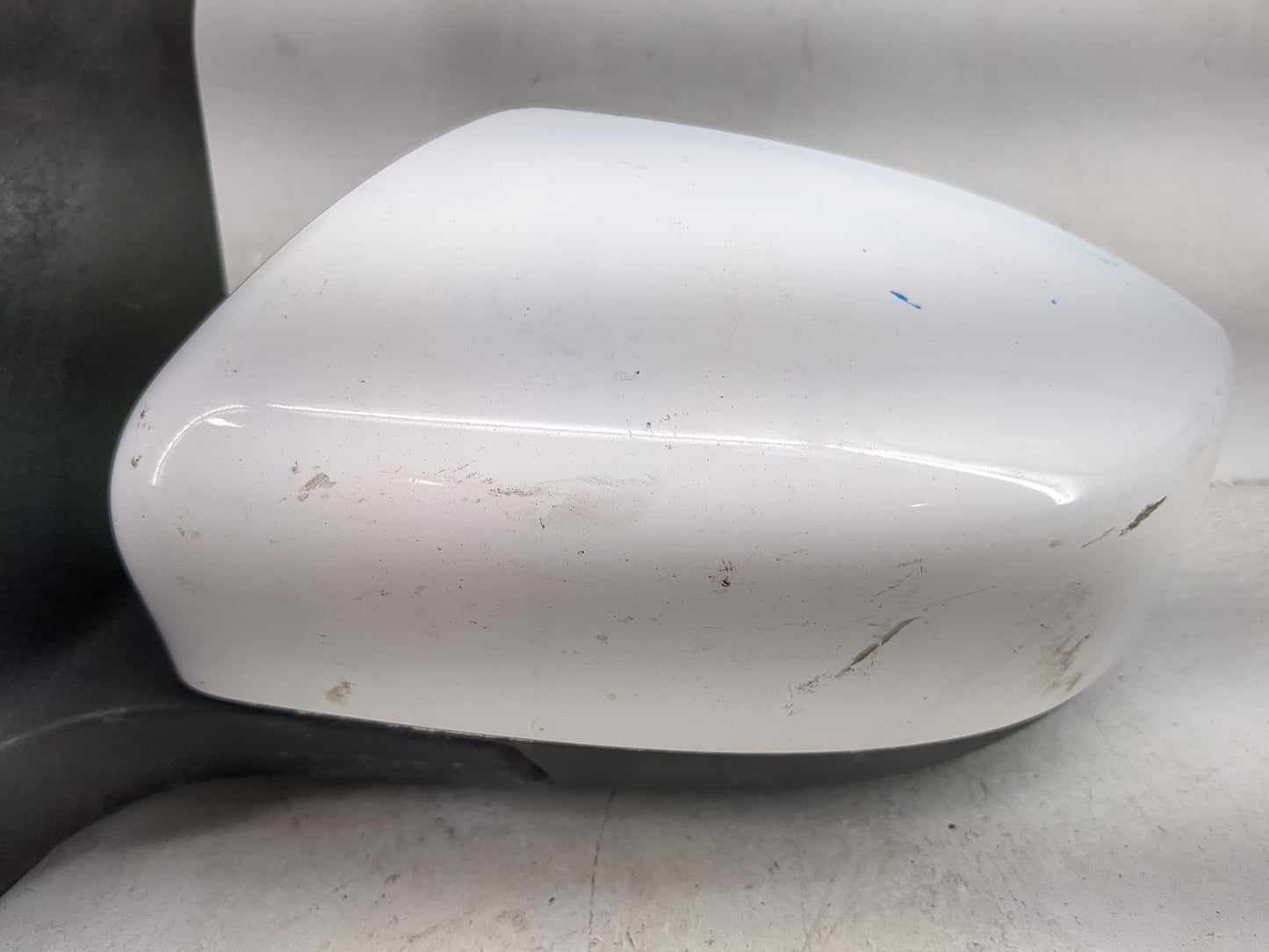 2016-2019 Nissan Sentra Driver Side View Mirror - Left Door Mirror OEM Used - Oemusedautoparts1.com