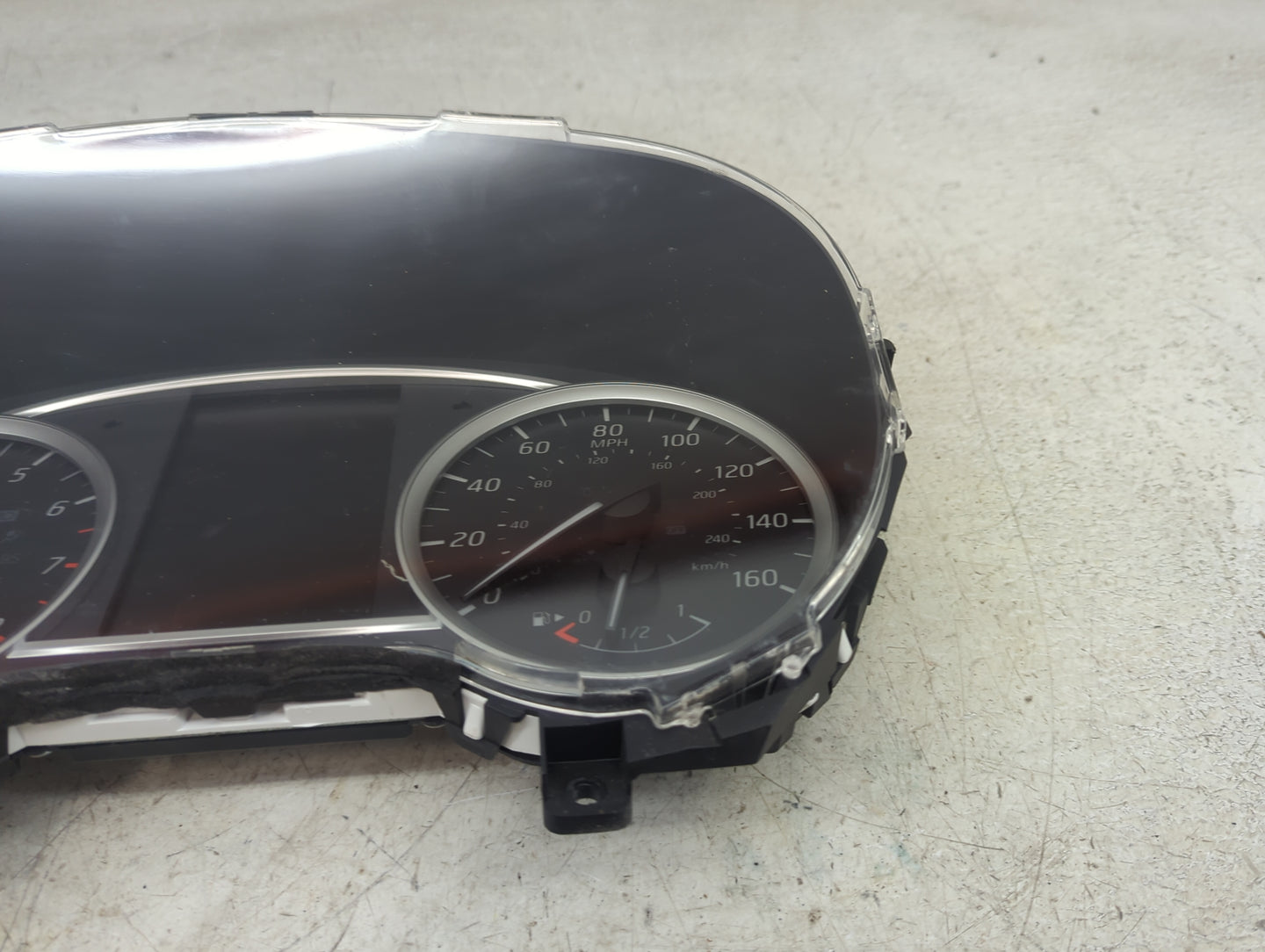 2016 Nissan Sentra Instrument Cluster Speedometer Gauges P/N:248103YU1A CKMX-AGS Miles: Fits OEM Used Auto Parts - Oemusedau