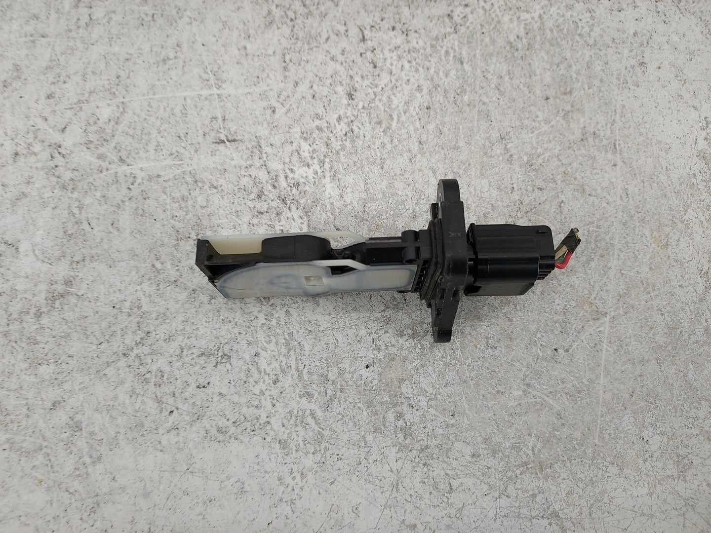 2016-2019 Nissan Sentra Mass Air Flow Meter Maf 1487385 - Oemusedautoparts1.com