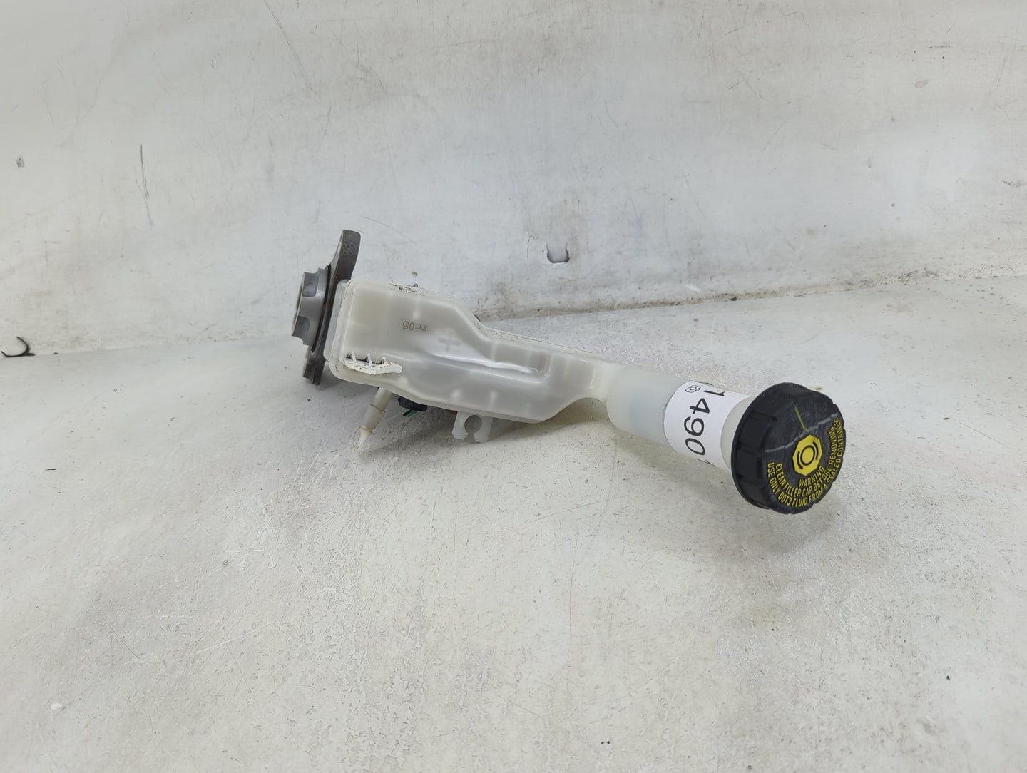 2013-2019 Nissan Sentra Brake Master Cylinder 1490178 - Oemusedautoparts1.com