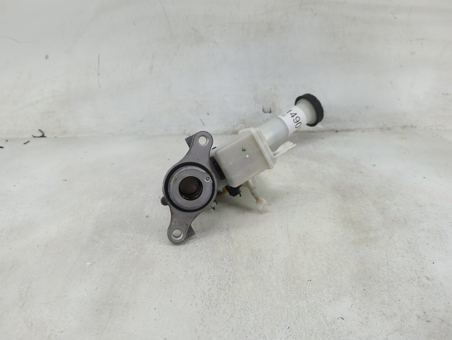2013-2019 Nissan Sentra Brake Master Cylinder 1490178 - Oemusedautoparts1.com
