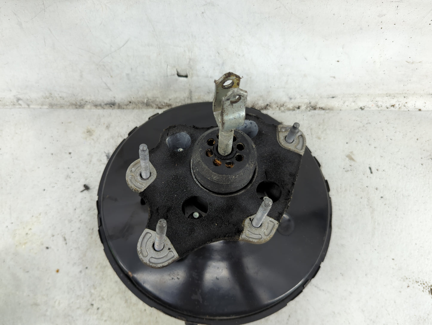 2013-2019 Nissan Sentra Power Brake Booster Oem 1490392 - Oemusedautoparts1.com