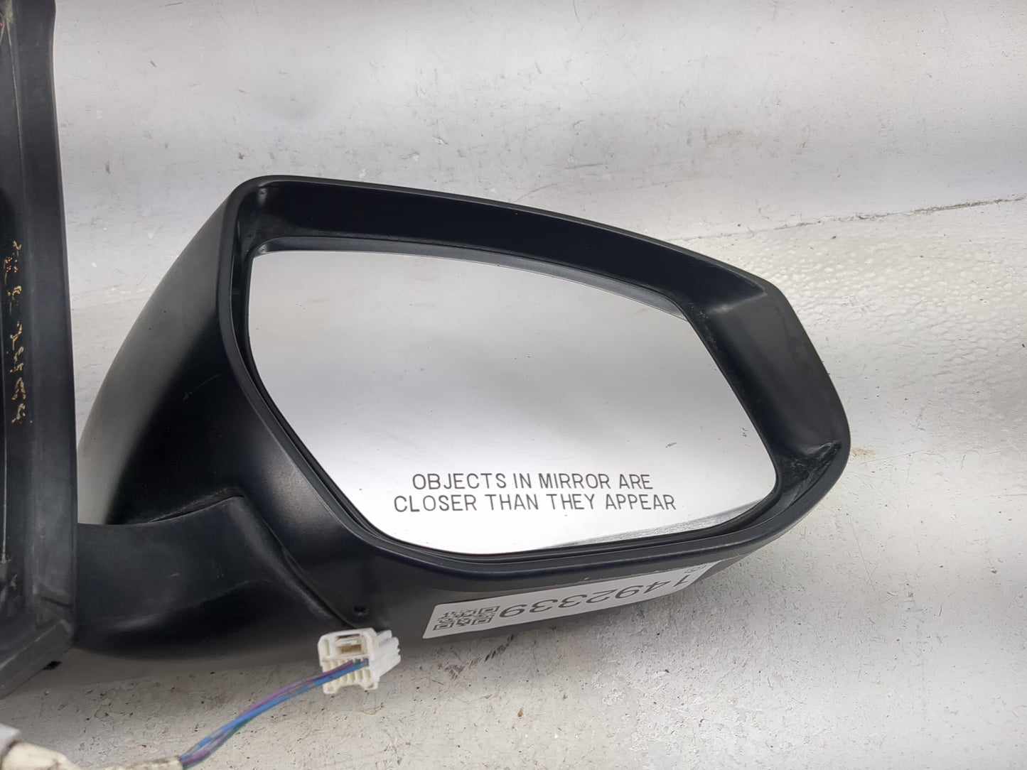 2016-2019 Nissan Sentra Passenger Side View Mirror - Right Door Mirror OEM Used - Oemusedautoparts1.com