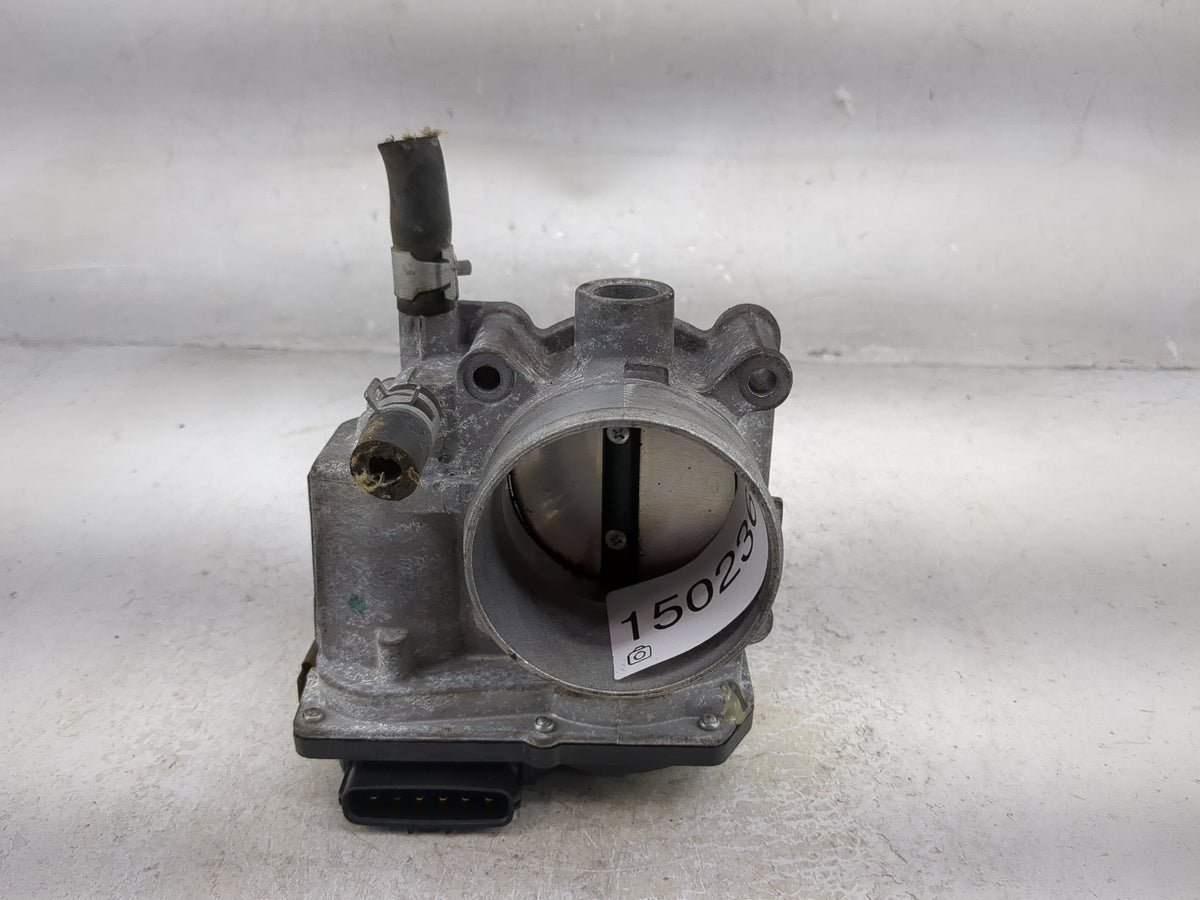 2013-2019 Nissan Sentra Throttle Body P/N:3RA60-01 B Fits Fits 2013 2014 2015 2016 2017 2018 2019 OEM Used Auto Parts - Oemu
