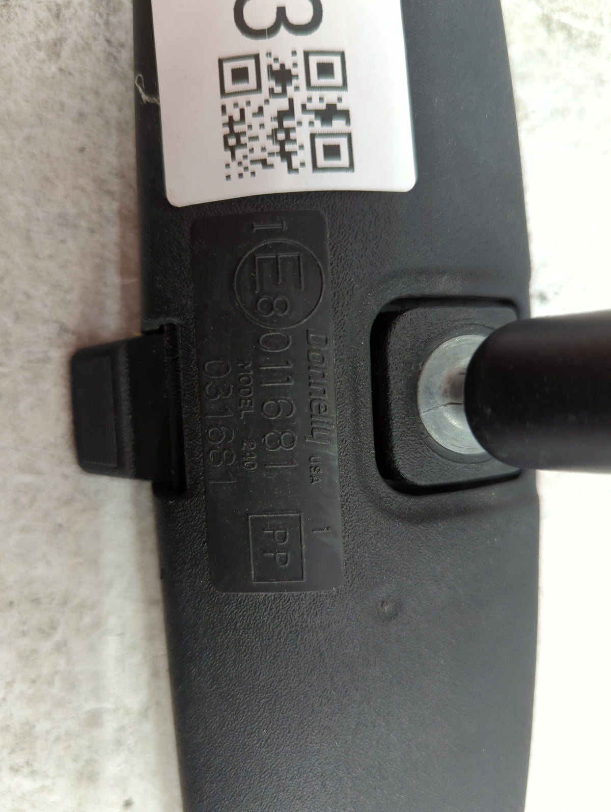 2016 Nissan Sentra Interior Rear View Mirror Replacement OEM P/N:E11 011681 E11 031681 Fits OEM Used Auto Parts - Oemusedaut