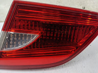 2016-2019 Nissan Sentra Passenger Right Side Deck Lid Mounted Tail Light 1520135 - Oemusedautoparts1.com