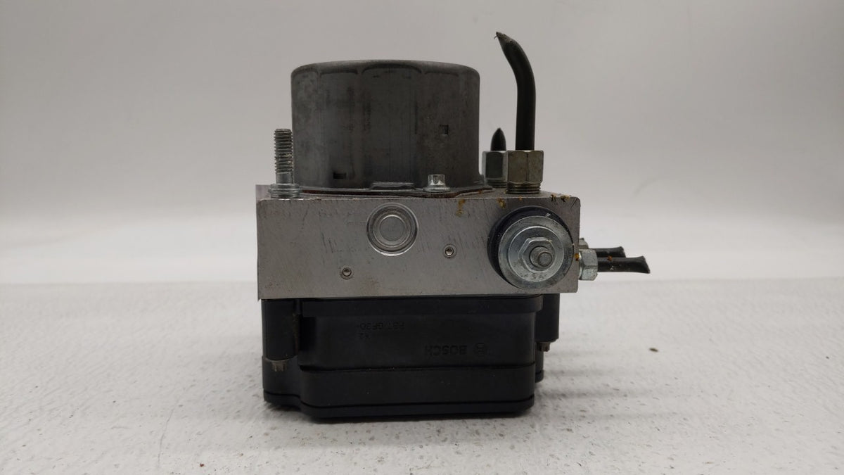 2016-2019 Nissan Sentra Anti-Lock Brake ABS Pump Module Actuator OEM P/N:47660 4FU0C Fits Fits 2016 2017 2018 2019 OEM Used 