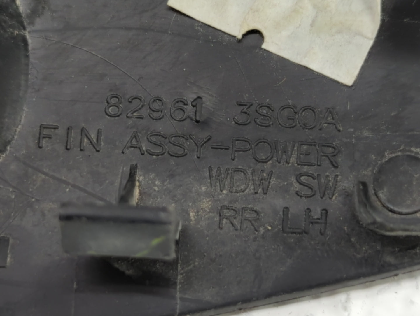 2016 Nissan Sentra Driver Left Rear Power Window Switch 82961 3sg0a - Oemusedautoparts1.com