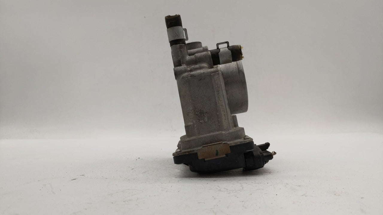 2013-2019 Nissan Sentra Throttle Body P/N:3RA60-01 A Fits Fits 2013 2014 2015 2016 2017 2018 2019 OEM Used Auto Parts - Oemu