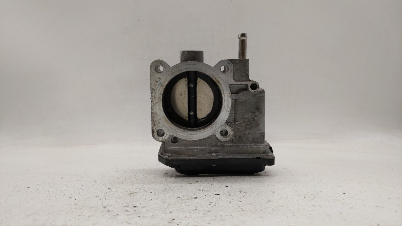 2013-2019 Nissan Sentra Throttle Body P/N:3RA60-01 E 3RA60-01 D, 3RA60-01 B Fits Fits 2013 2014 2015 2016 2017 2018 2019 OEM
