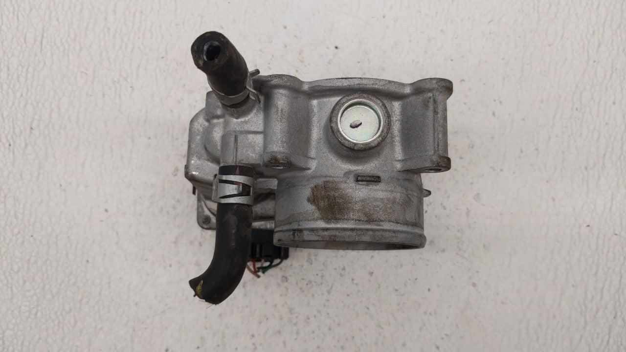 2013-2019 Nissan Sentra Throttle Body P/N:3RA60-01 C 3RA60-01 E, 3RA60-01 D Fits Fits 2013 2014 2015 2016 2017 2018 2019 OEM
