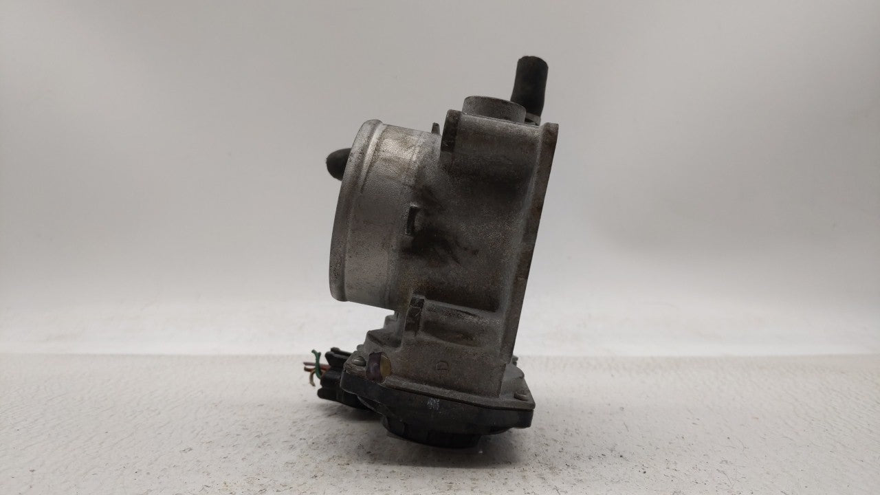 2013-2019 Nissan Sentra Throttle Body P/N:3RA60-01 C 3RA60-01 E, 3RA60-01 D Fits Fits 2013 2014 2015 2016 2017 2018 2019 OEM