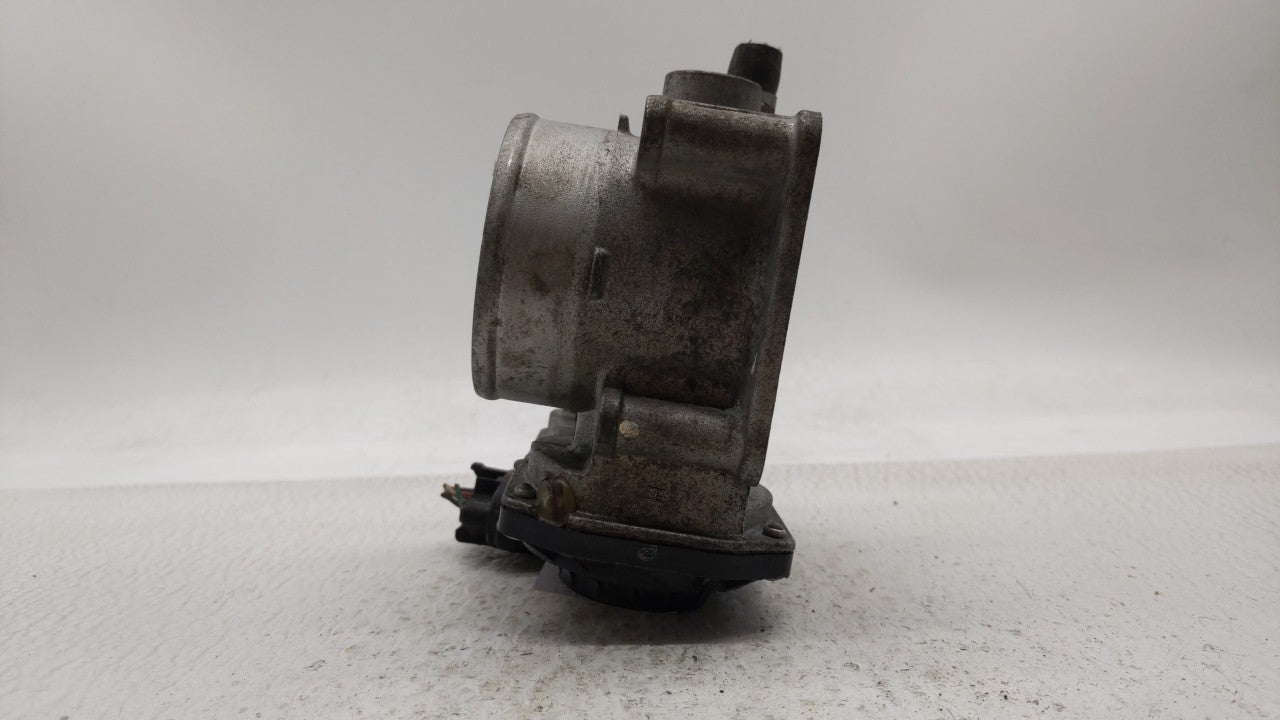 2013-2019 Nissan Sentra Throttle Body P/N:3RA60-01 E 3RA60-01 D, 3RA60-01 B Fits Fits 2013 2014 2015 2016 2017 2018 2019 OEM