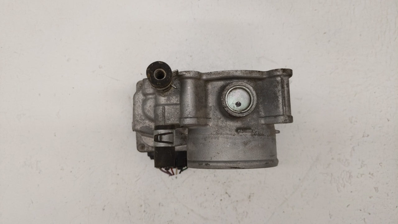 2013-2019 Nissan Sentra Throttle Body P/N:3RA60-01 C 3RA60-01 E, 3RA60-01 D Fits Fits 2013 2014 2015 2016 2017 2018 2019 OEM