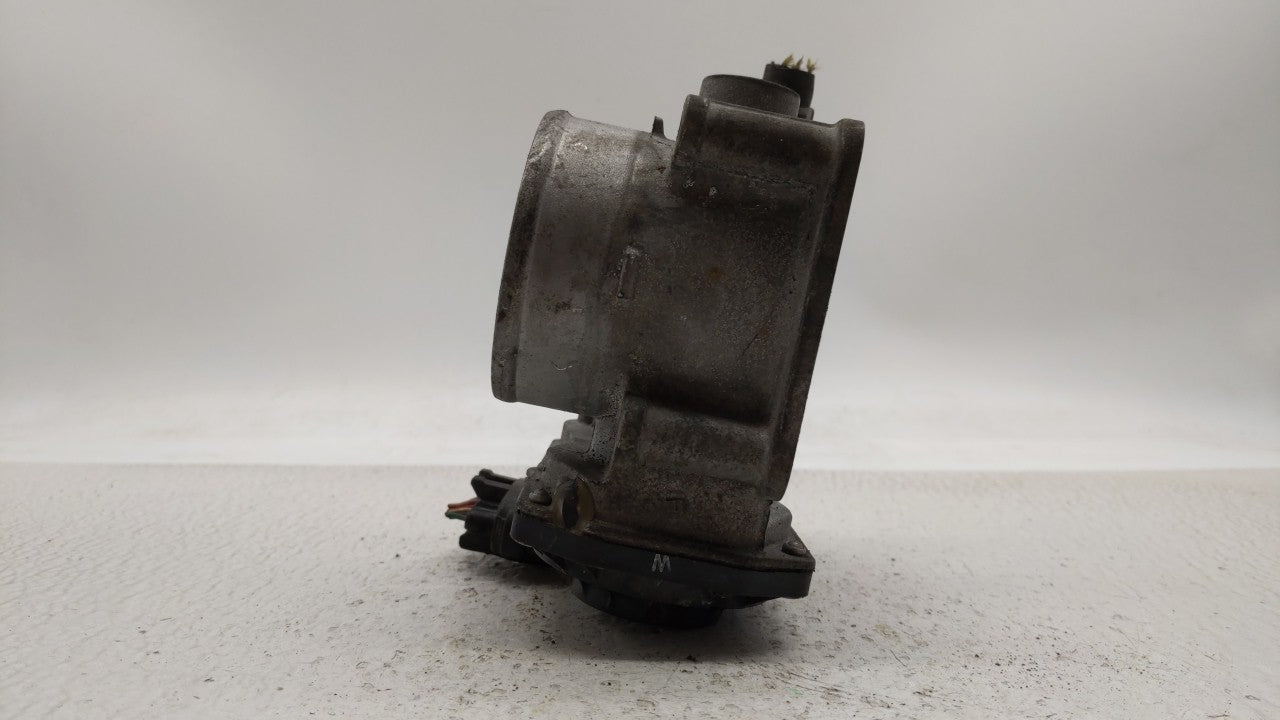 2013-2019 Nissan Sentra Throttle Body P/N:3RA60-01 C 3RA60-01 E, 3RA60-01 D Fits Fits 2013 2014 2015 2016 2017 2018 2019 OEM