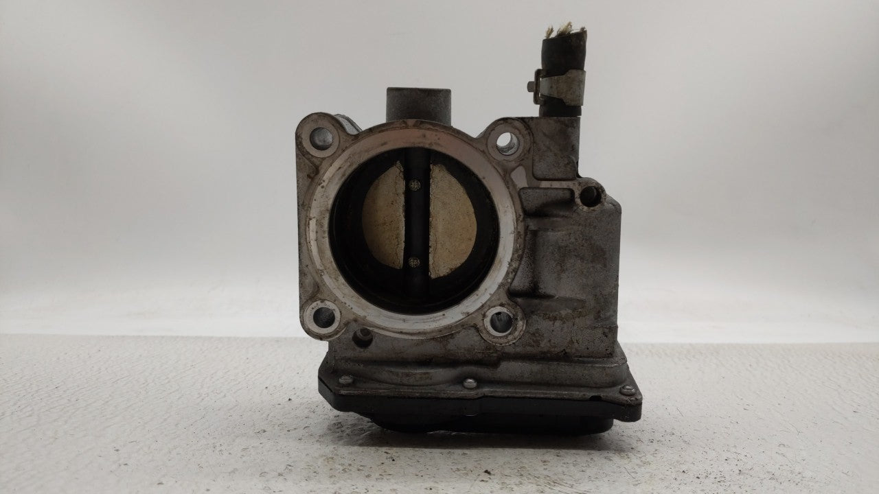 2013-2019 Nissan Sentra Throttle Body P/N:3RA60-01 C 3RA60-01 E, 3RA60-01 D Fits Fits 2013 2014 2015 2016 2017 2018 2019 OEM