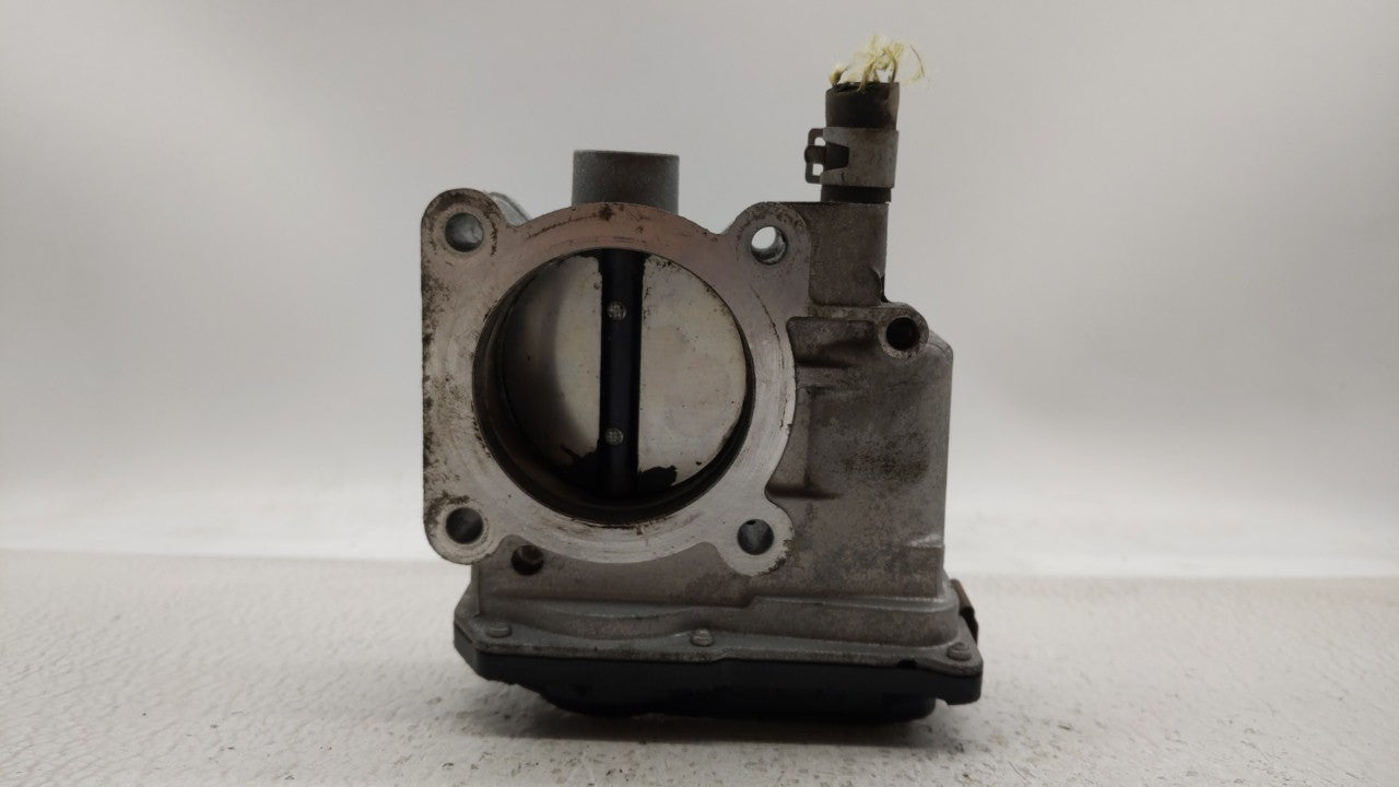 2013-2019 Nissan Sentra Throttle Body P/N:3RA60-01 C 3RA60-01 E, 3RA60-01 D Fits Fits 2013 2014 2015 2016 2017 2018 2019 OEM