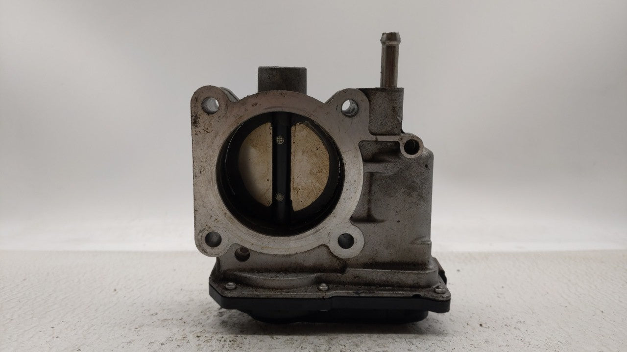 2013-2019 Nissan Sentra Throttle Body P/N:3RA60-01 C 3RA60-01 E, 3RA60-01 D Fits Fits 2013 2014 2015 2016 2017 2018 2019 OEM
