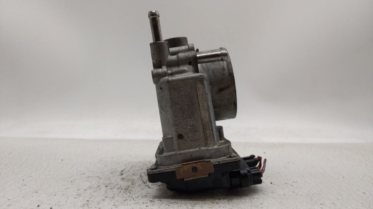 2013-2019 Nissan Sentra Throttle Body P/N:3RA60-01 C 3RA60-01 E, 3RA60-01 D Fits Fits 2013 2014 2015 2016 2017 2018 2019 OEM