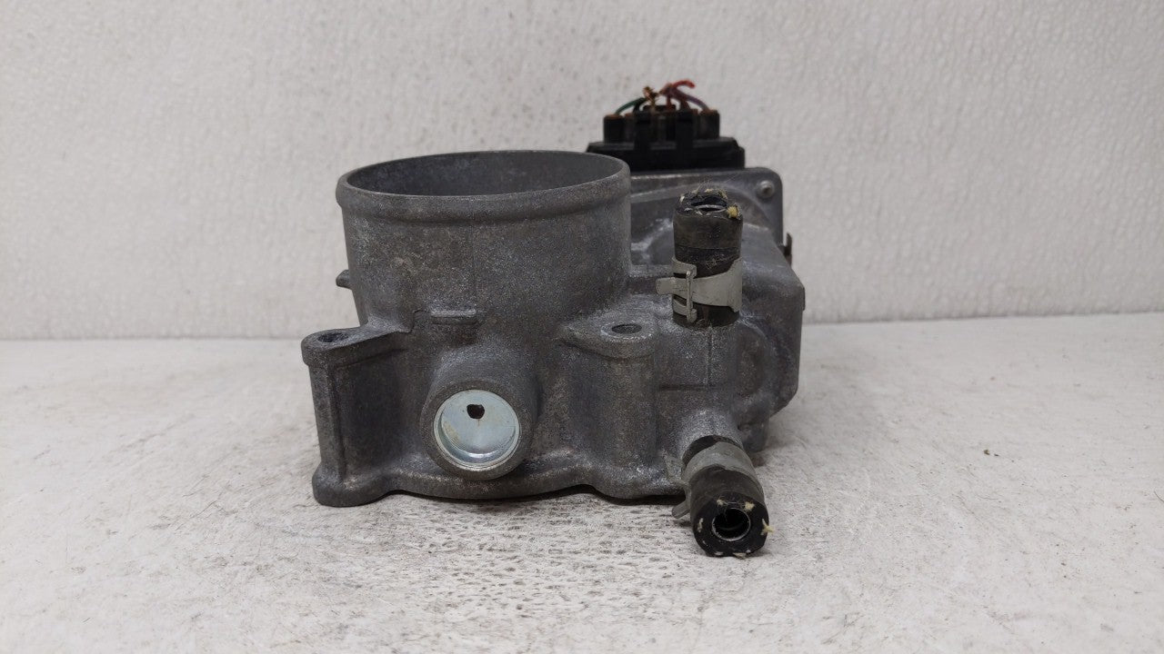 2013-2019 Nissan Sentra Throttle Body P/N:3RA60-01 C 3RA60-01 E, 3RA60-01 D Fits Fits 2013 2014 2015 2016 2017 2018 2019 OEM