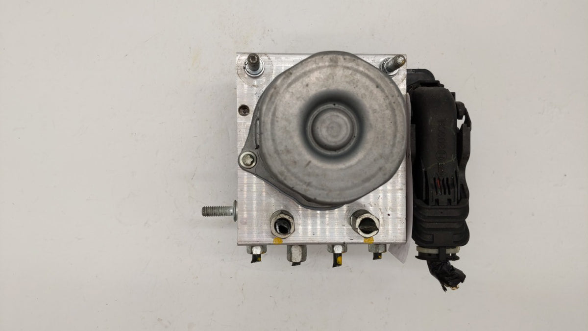 2016-2018 Nissan Sentra Anti-Lock Brake ABS Pump Module Actuator OEM P/N:47660 5UD0C 47660 4FU0C Fits Fits 2016 2017 2018 OE