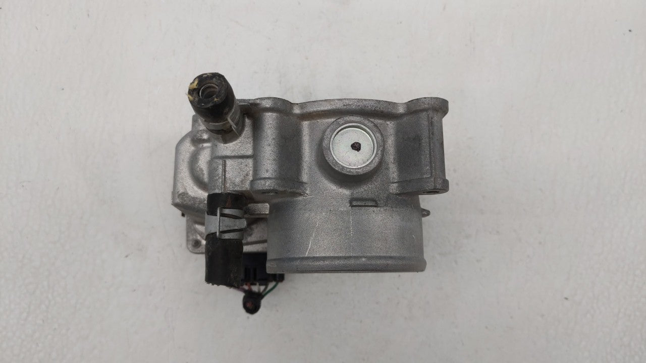 2013-2019 Nissan Sentra Throttle Body P/N:3RA60-01 C 3RA60-01 E, 3RA60-01 D Fits Fits 2013 2014 2015 2016 2017 2018 2019 OEM
