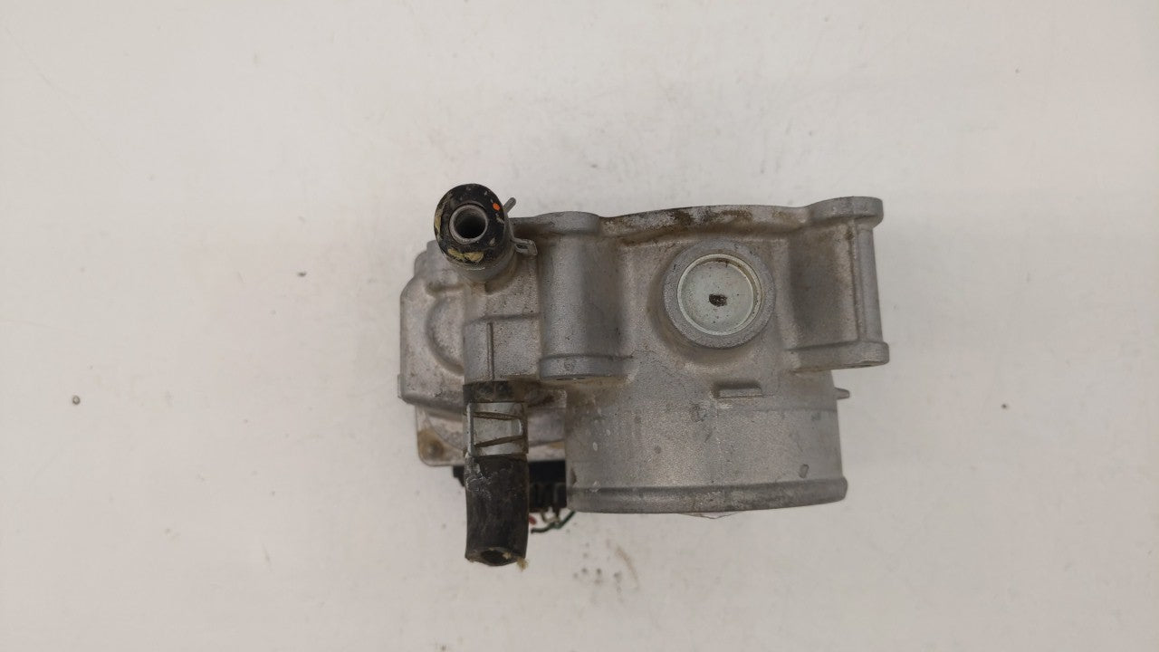 2013-2019 Nissan Sentra Throttle Body P/N:3RA60-01 C 3RA60-01 E, 3RA60-01 D Fits Fits 2013 2014 2015 2016 2017 2018 2019 OEM