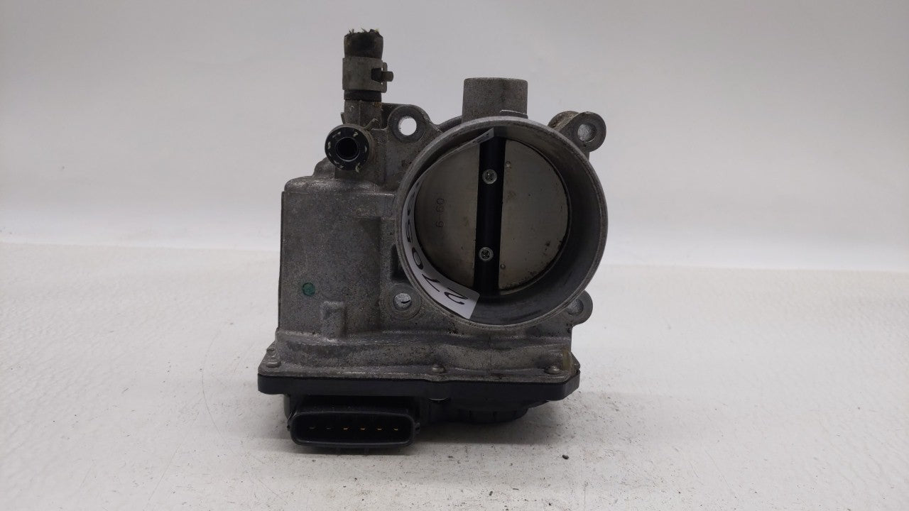 2013-2019 Nissan Sentra Throttle Body P/N:3RA60-01 C 3RA60-01 E, 3RA60-01 D Fits Fits 2013 2014 2015 2016 2017 2018 2019 OEM