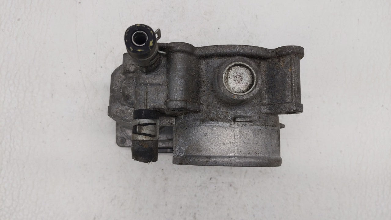 2013-2019 Nissan Sentra Throttle Body P/N:3RA60-01 C 3RA60-01 E, 3RA60-01 D Fits Fits 2013 2014 2015 2016 2017 2018 2019 OEM