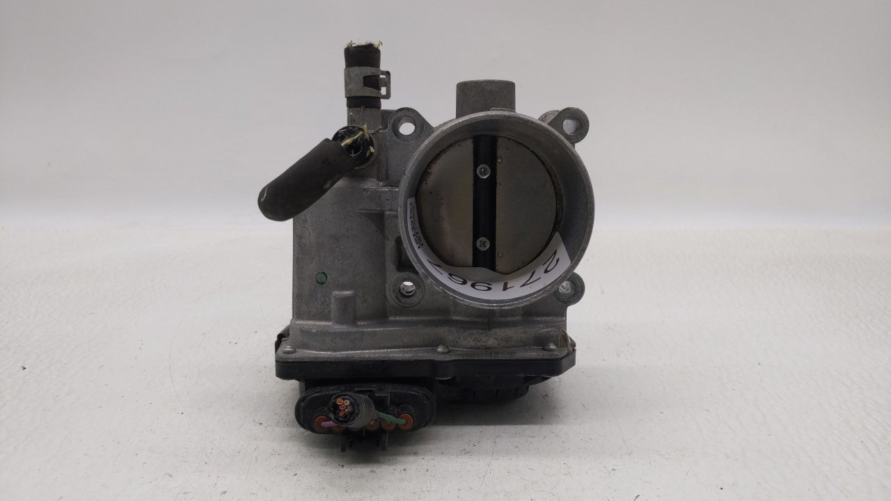 2013-2019 Nissan Sentra Throttle Body P/N:3RA60-01 C 3RA60-01 E, 3RA60-01 D Fits Fits 2013 2014 2015 2016 2017 2018 2019 OEM