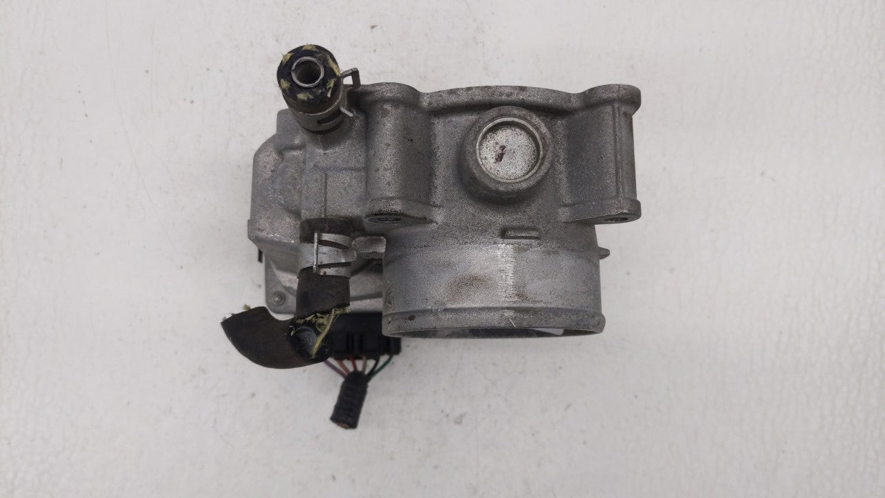2013-2019 Nissan Sentra Throttle Body P/N:3RA60-01 C 3RA60-01 E, 3RA60-01 D Fits Fits 2013 2014 2015 2016 2017 2018 2019 OEM