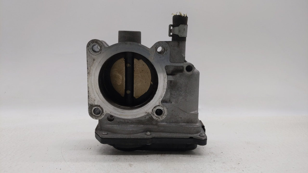 2013-2019 Nissan Sentra Throttle Body P/N:3RA60-01 C 3RA60-01 E, 3RA60-01 D Fits Fits 2013 2014 2015 2016 2017 2018 2019 OEM