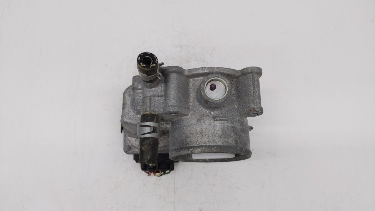 2013-2019 Nissan Sentra Throttle Body P/N:3RA60-01 C 3RA60-01 E, 3RA60-01 D Fits Fits 2013 2014 2015 2016 2017 2018 2019 OEM