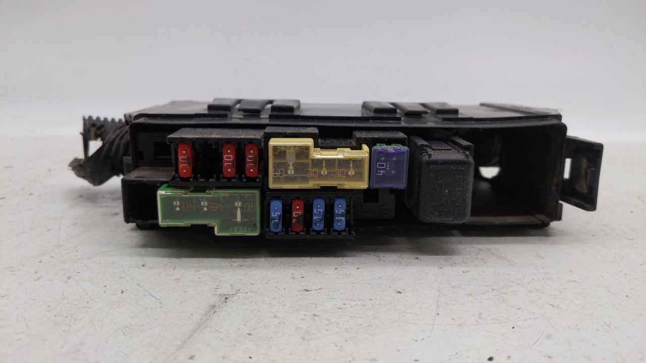2013-2019 Nissan Sentra Fusebox Fuse Box Panel Relay Module P/N:284B7 3RA1B 24382 EW70B Fits OEM Used Auto Parts - Oemusedau