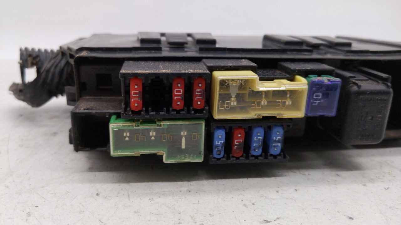 2013-2019 Nissan Sentra Fusebox Fuse Box Panel Relay Module P/N:284B7 3RA1B 24382 EW70B Fits OEM Used Auto Parts - Oemusedau