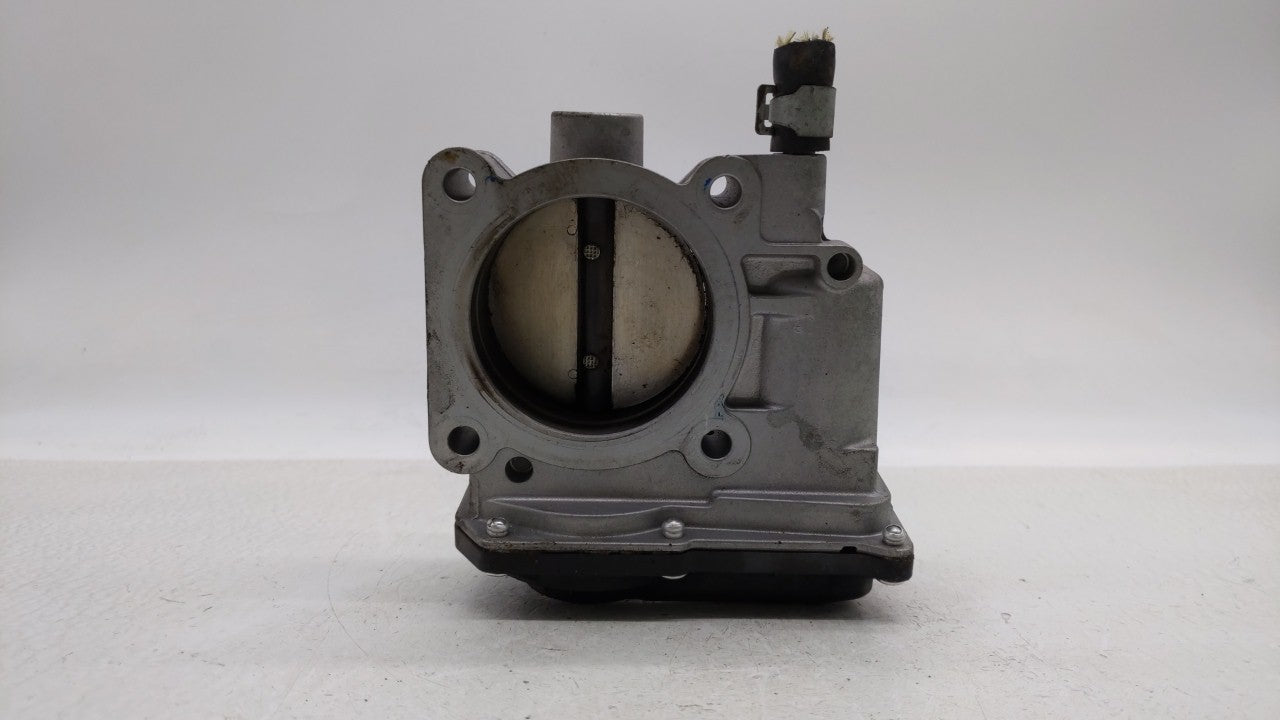 2013-2019 Nissan Sentra Throttle Body P/N:3RA60-01 C 3RA60-01 E, 3RA60-01 D Fits Fits 2013 2014 2015 2016 2017 2018 2019 OEM