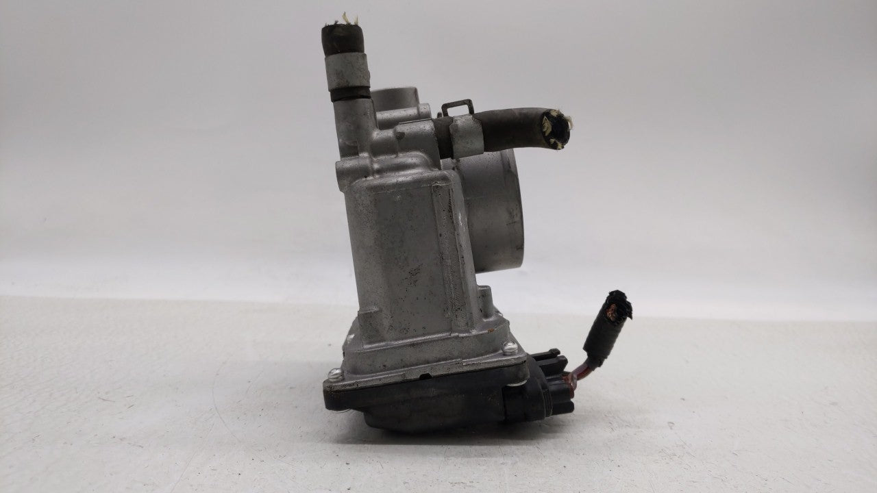 2013-2019 Nissan Sentra Throttle Body P/N:3RA60-01 C 3RA60-01 E, 3RA60-01 D Fits Fits 2013 2014 2015 2016 2017 2018 2019 OEM