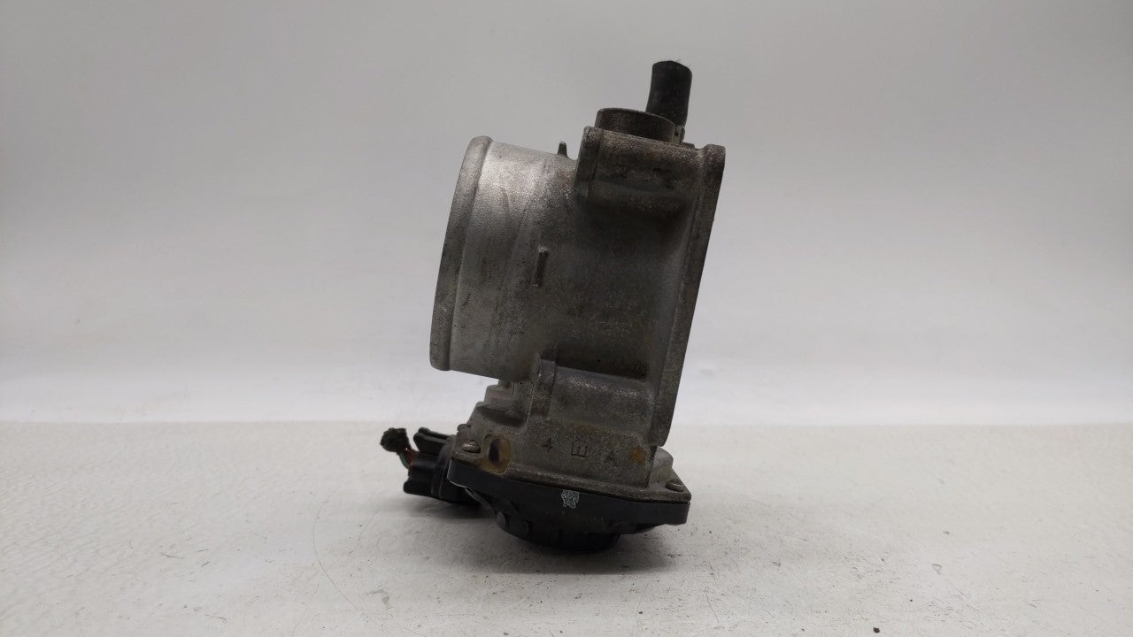 2013-2019 Nissan Sentra Throttle Body P/N:3RA60-01 C 3RA60-01 E, 3RA60-01 D Fits Fits 2013 2014 2015 2016 2017 2018 2019 OEM