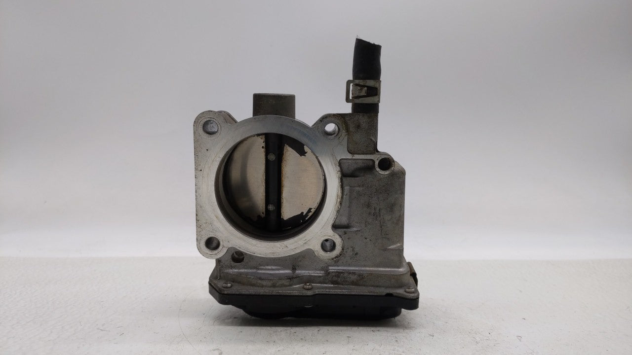 2013-2019 Nissan Sentra Throttle Body P/N:3RA60-01 C 3RA60-01 E, 3RA60-01 D Fits Fits 2013 2014 2015 2016 2017 2018 2019 OEM