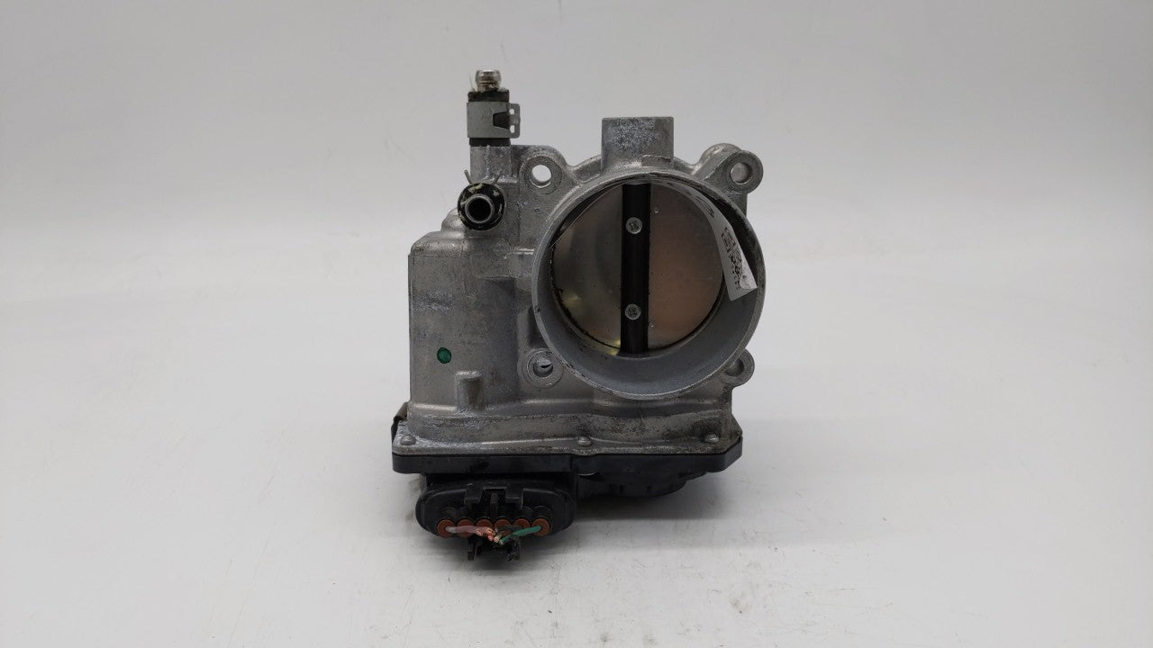 2013-2019 Nissan Sentra Throttle Body P/N:3RA60-01 C 3RA60-01 E, 3RA60-01 D Fits Fits 2013 2014 2015 2016 2017 2018 2019 OEM