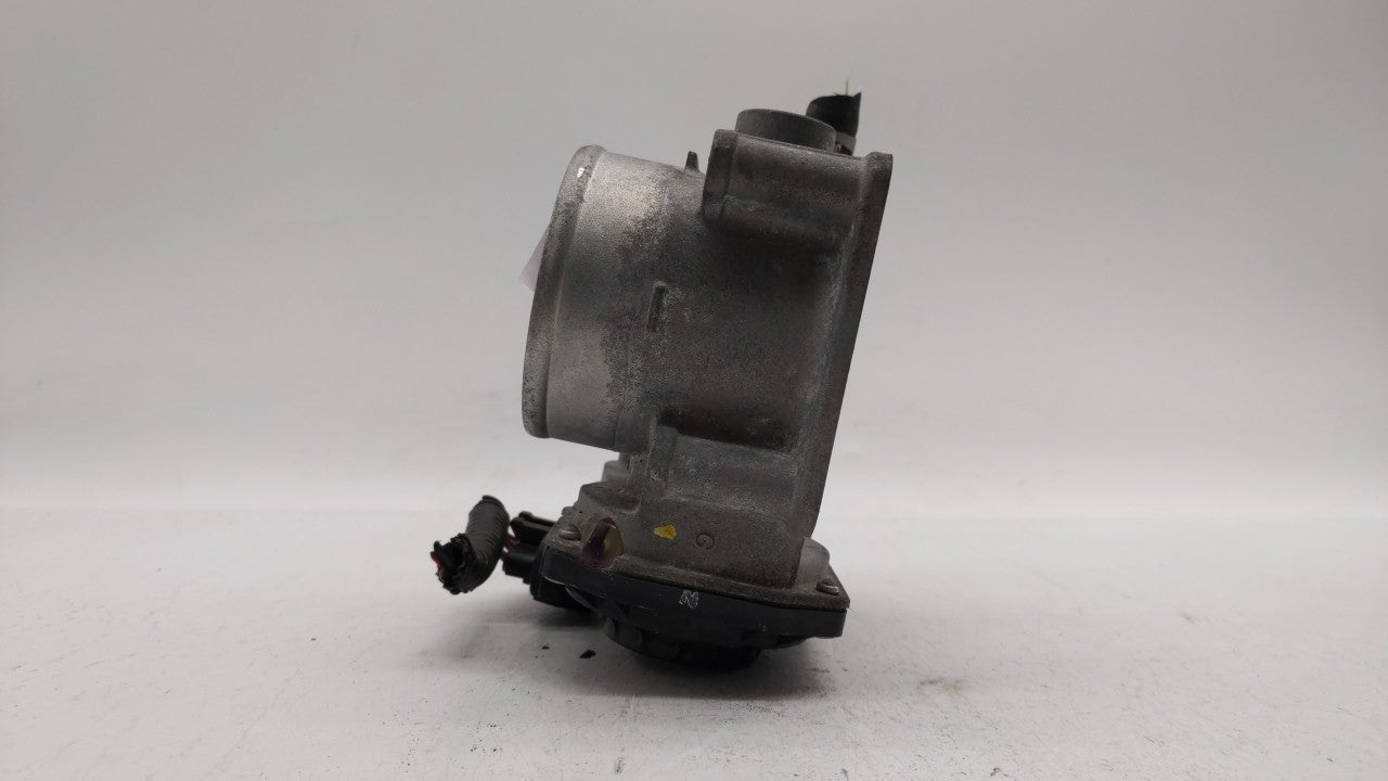 2013-2019 Nissan Sentra Throttle Body P/N:3RA60-01 C 3RA60-01 E, 3RA60-01 D Fits Fits 2013 2014 2015 2016 2017 2018 2019 OEM