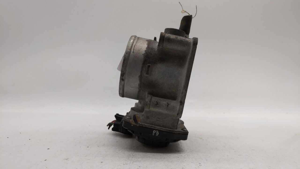 2013-2019 Nissan Sentra Throttle Body P/N:3RA60-01 C 3RA60-01 E, 3RA60-01 D Fits Fits 2013 2014 2015 2016 2017 2018 2019 OEM