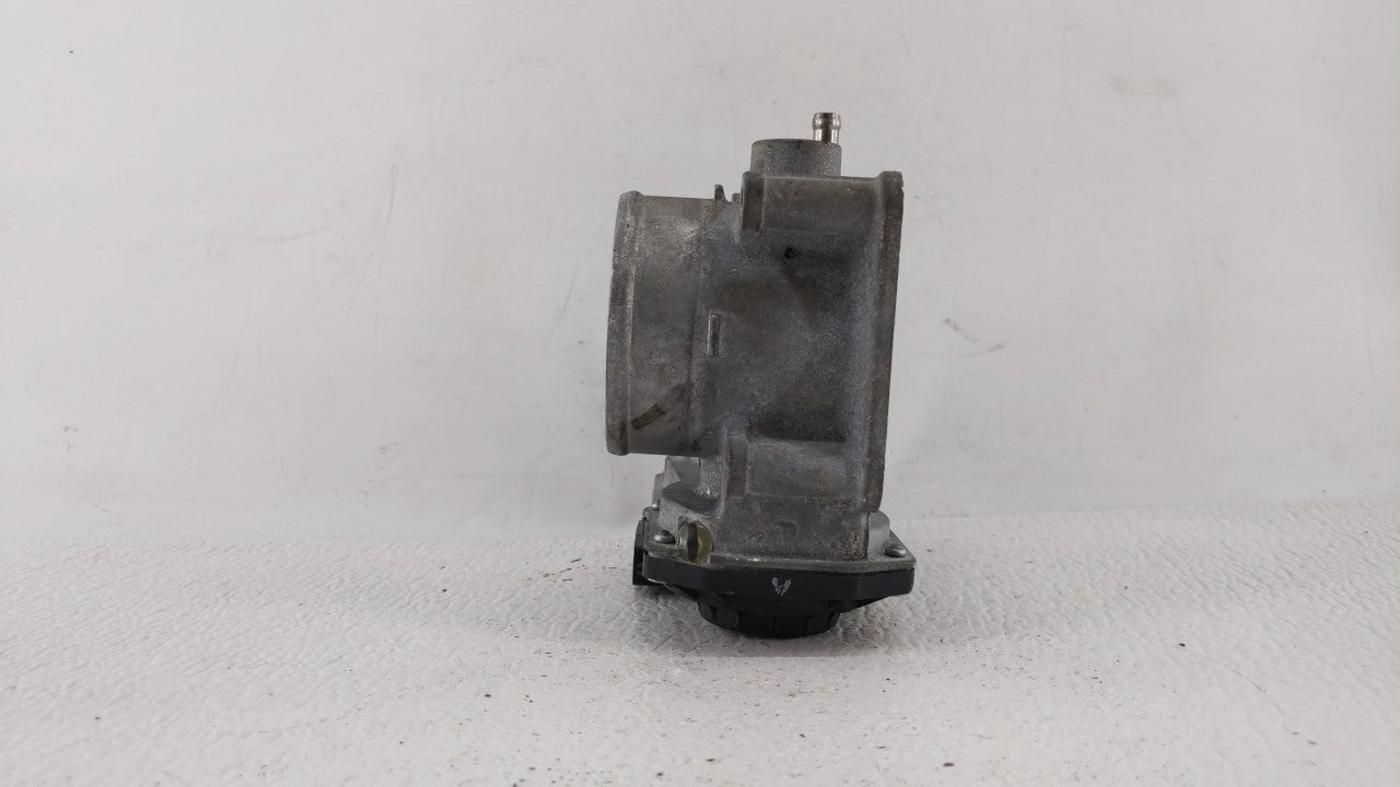 2013-2019 Nissan Sentra Throttle Body P/N:3RA60-01 C 3RA60-01 E, 3RA60-01 D Fits Fits 2013 2014 2015 2016 2017 2018 2019 OEM