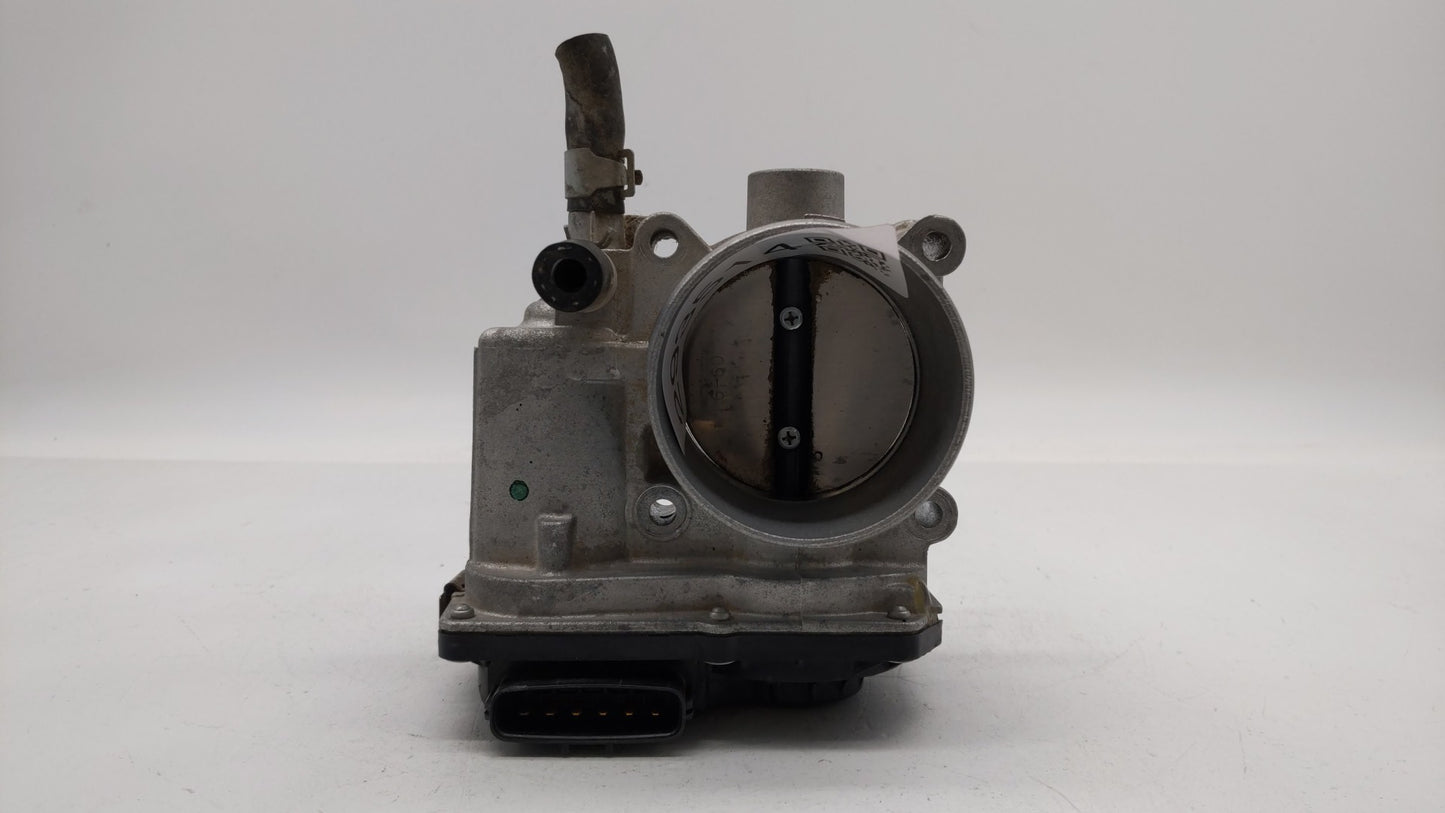 2013-2019 Nissan Sentra Throttle Body P/N:3RA60-01 C 3RA60-01 E, 3RA60-01 D Fits Fits 2013 2014 2015 2016 2017 2018 2019 OEM