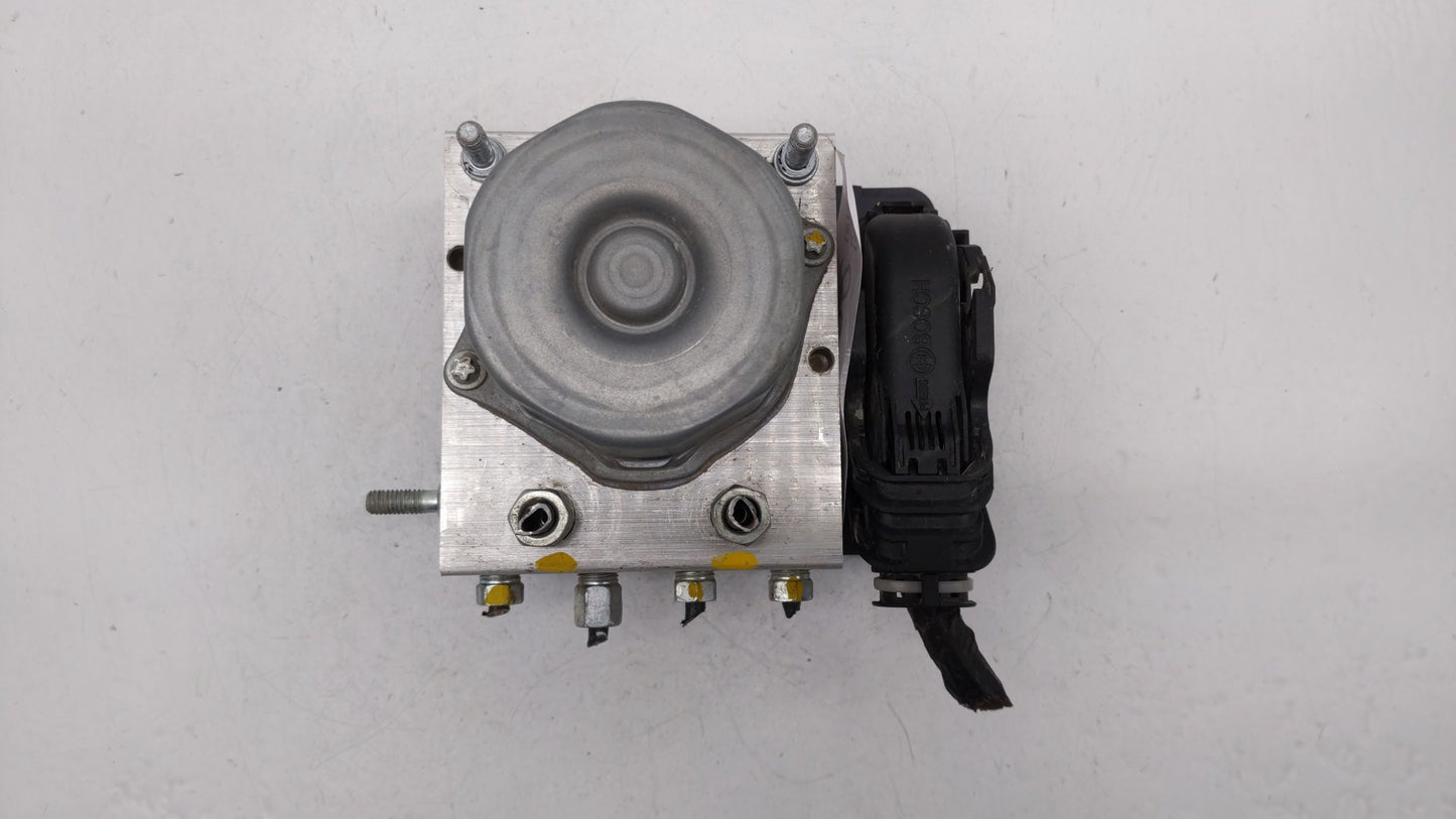 2016-2018 Nissan Sentra ABS Pump Control Module Replacement P/N:47660 5UD0C 47660 4FU0C Fits Fits 2016 2017 2018 OEM Used Au