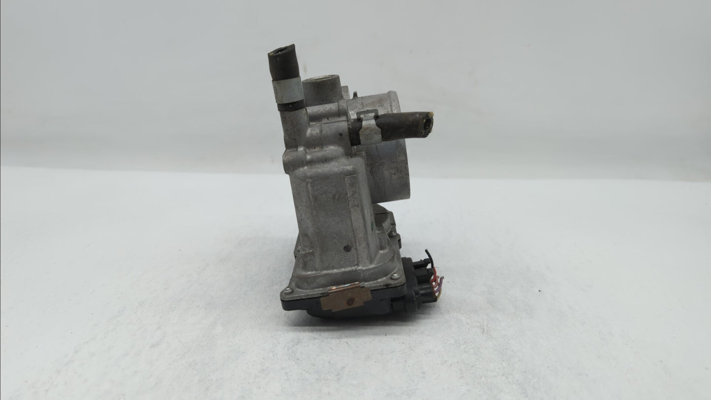 2013-2019 Nissan Sentra Throttle Body P/N:3RA60-01 C 3RA60-01 E, 3RA60-01 D Fits Fits 2013 2014 2015 2016 2017 2018 2019 OEM